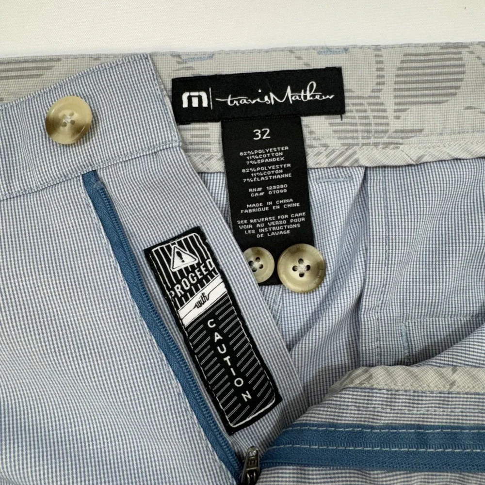 TravisMathew Golf Shorts Mens 32 Blue White Micro Check Stretch 10